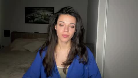 Sophie online show from May 26, 7:36 am