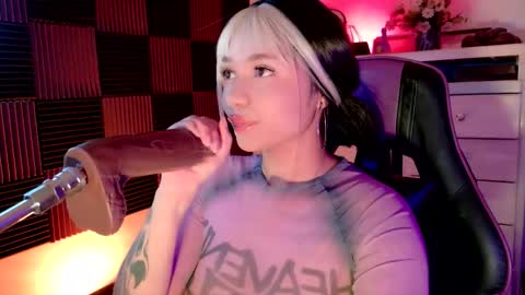 scarlet_gold online show from October 11, 4:06 am