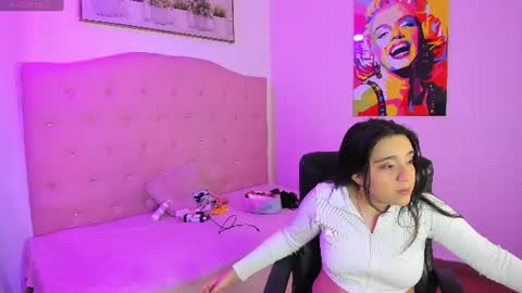 scarlet_hans online show from June 11, 11:41 am