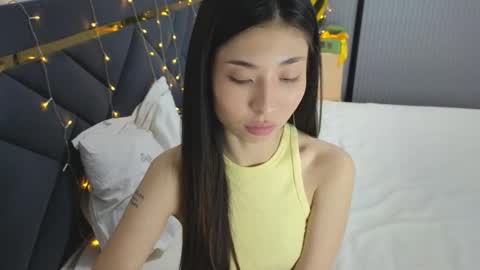 scarlet_ice online show from December 20, 7:37 am