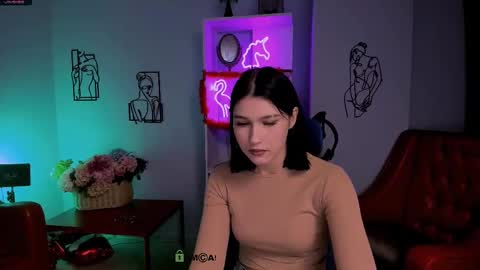 scarlet PVT is open online show from March 3, 8:11 pm