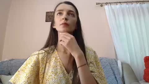 Scarlet online show from June 19, 1:06 pm