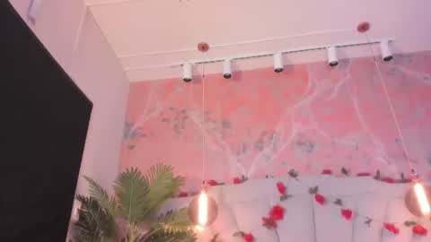 Scarlet Dayana online show from June 12, 12:04 pm