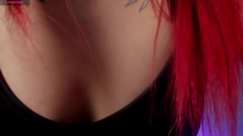 Scarlet  online show from November 11, 10:23 pm