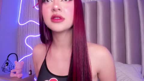 Scarlet  online show from June 10, 8:29 pm