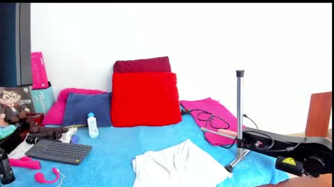 scarlett online show from June 17, 1:32 am
