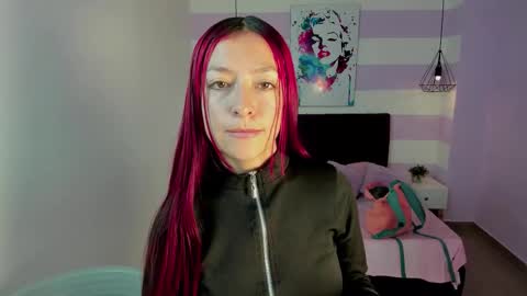 Scarlett online show from December 1, 1:09 pm