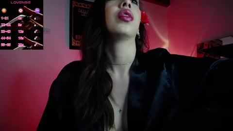 Snapshot of scarlett_buttock chatting on February 26, 12:38 pm Scarlett online show from February 26, 12:38 pm