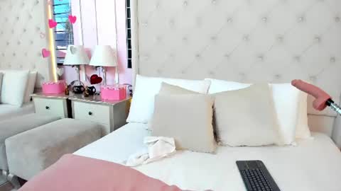 scarlett_leblanc_ online show from July 21, 1:02 pm