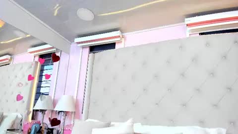 scarlett_leblanc_ online show from July 10, 11:59 am