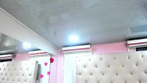 scarlett_leblanc_ online show from July 4, 12:20 pm