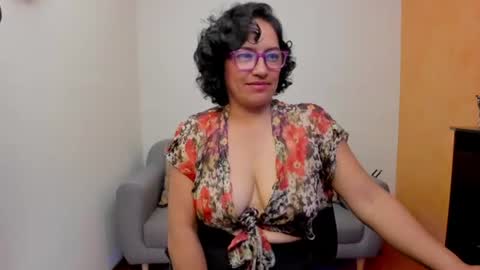 Scarlett sax online show from June 12, 2:54 am