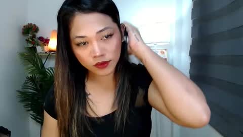    online show from November 21, 11:30 am