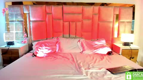 scarlett_sweet9 online show from July 4, 6:17 am
