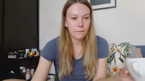 Scarlett online show from July 25, 12:25 pm