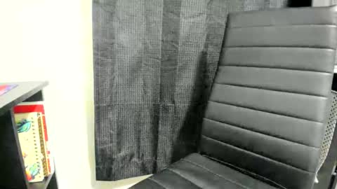 scarlettjennerr online show from March 19, 2:39 am