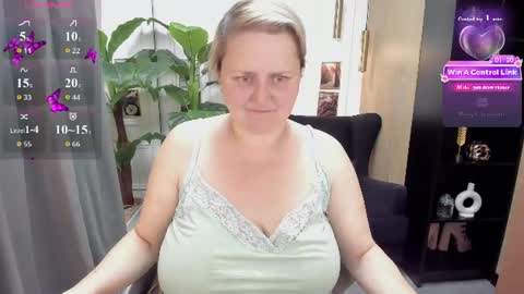 Scarlett online show from July 3, 6:07 am