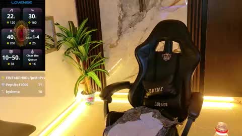 scarlettt_jones online show from October 23, 10:32 pm