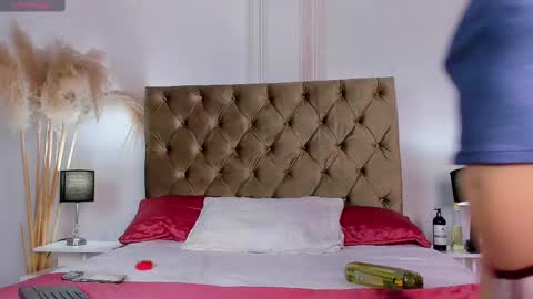 scarlett online show from October 6, 2:24 pm