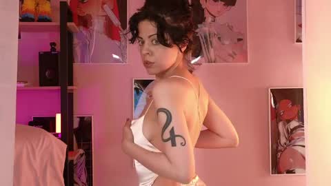 scarletttesecret online show from May 20, 12:22 pm