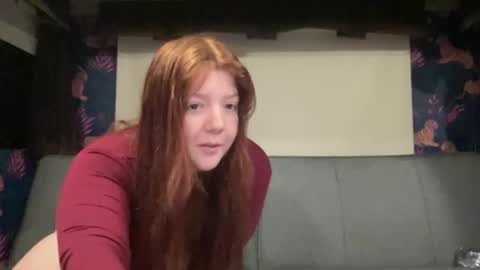 scarletttsinner online show from April 22, 3:24 am