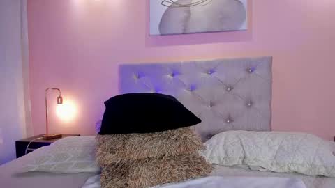 Snapshot of scarlettvelvett chatting on October 4, 1:53 pm Scarlet online show from October 4, 1:53 pm