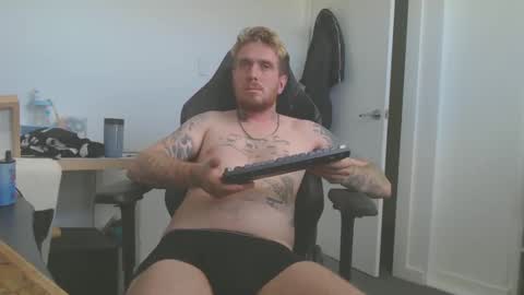 Snapshot of sceptixx chatting on January 16, 6:56 am sceptixx online show from January 16, 6:56 am