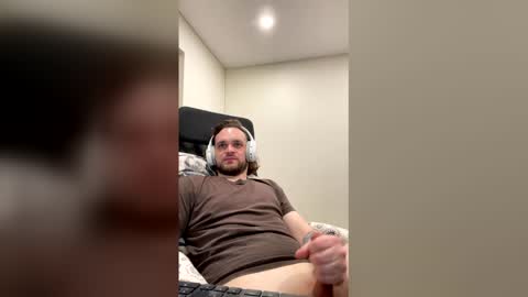 Charlie online show from March 19, 10:25 pm