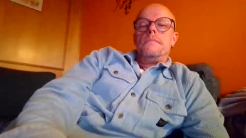 Snapshot of schmuhbaer1 chatting on October 13, 3:03 pm schmuhbaer1 online show from October 13, 3:03 pm