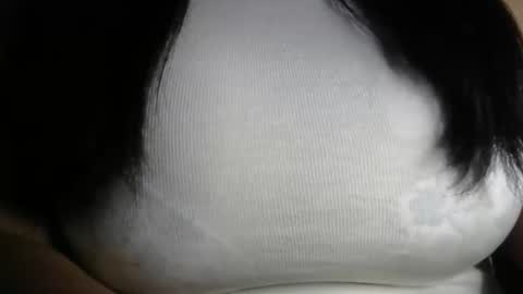 Snapshot of schoco_milf chatting on October 11, 10:42 am mai latina online show from October 11, 10:42 am
