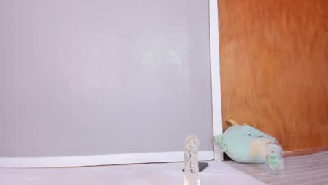 Alexandra but you can call me Alex Daca esti fata si vrei sa colaboram da-mi un mesaj pe twitter online show from April 11, 7:24 am