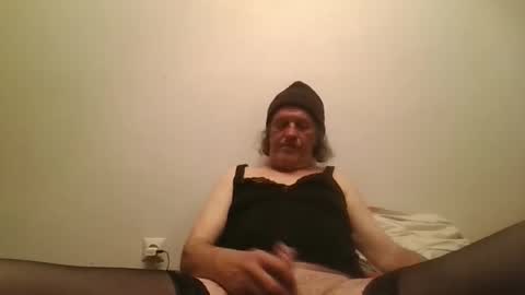 schwanzele6656042 online show from April 25, 6:49 pm