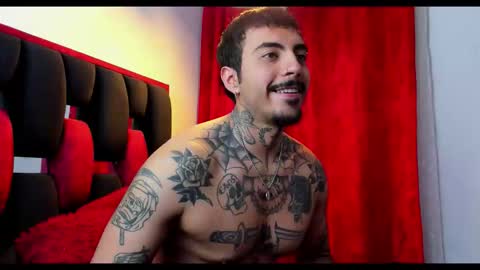 Alejandro help me to reach 200 thumps up online show from March 18, 7:25 am