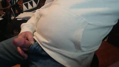 scottbearfun online show from February 12, 4:33 pm