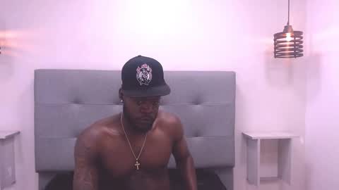 Snapshot of scottdamar chatting on October 10, 2:28 am Damar online show from October 10, 2:28 am