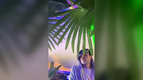 seanplushouse online show from February 17, 7:35 pm