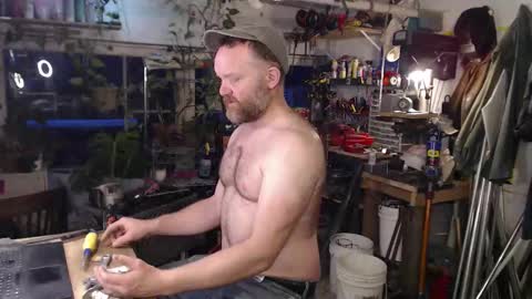 Seattlemanwhore online show from December 18, 3:51 pm