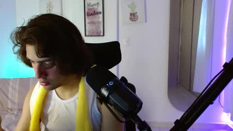 Sebas online show from February 23, 1:53 pm