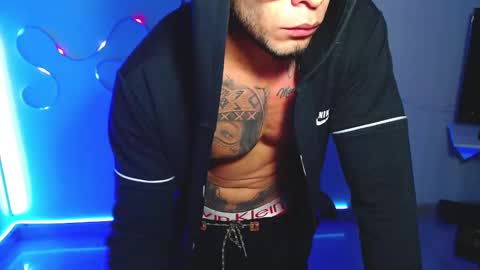 Sebastian online show from December 4, 7:08 am