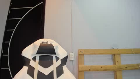 sebastian 0422 online show from January 3, 11:23 pm