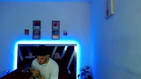 Sebas online show from June 22, 3:25 am
