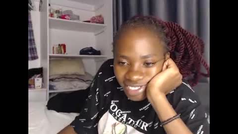 sebatrishaa online show from September 19, 3:38 pm