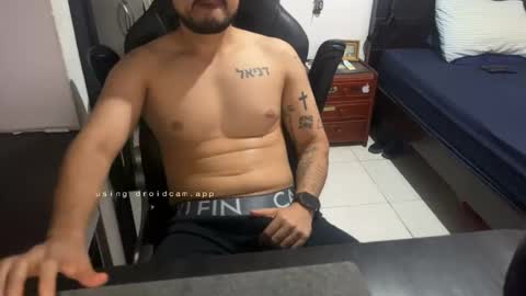 sebaz044 online show from November 13, 4:48 am