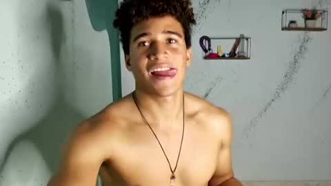 kai online show from December 4, 11:13 am