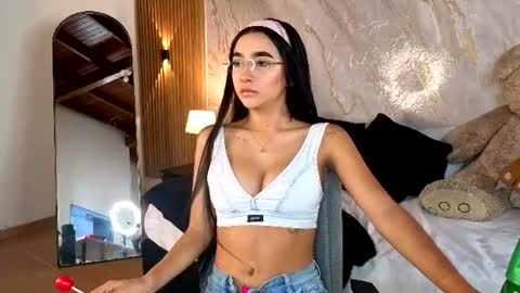 ASHLEY online show from June 11, 7:23 pm