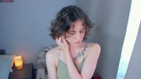 Mia online show from July 16, 10:07 am