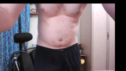 Snapshot of secret_lover_xxx chatting on October 28, 2:07 pm Secret lover XXX online show from October 28, 2:07 pm