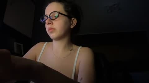 secret_vanilla_ online show from June 9, 10:09 pm