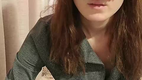 Anni online show from March 11, 11:33 am