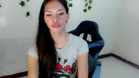 Snapshot of seducive_allea chatting on October 15, 5:58 pm seducive_allea online show from October 15, 5:58 pm